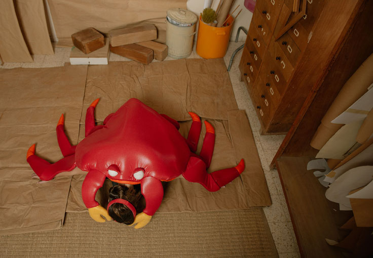 Costumes on stage - Crab